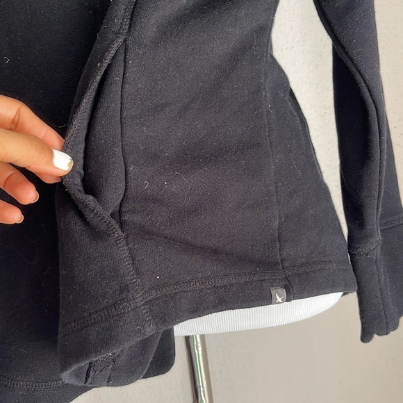 3 for $10 Eddie Bauer Black Sweater - Picture 5 of 6